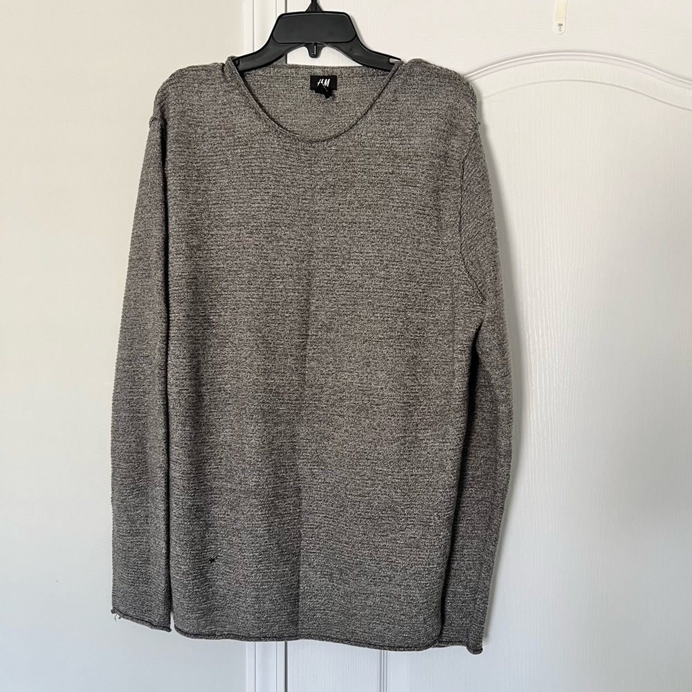 H&M | gray sweater - L